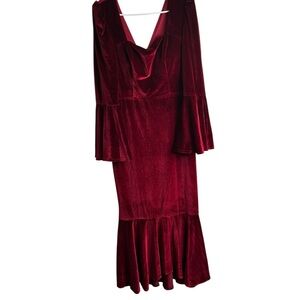 Formal Ball Renn Fair Floor Length Dress Velvet Bell Sleeves Medium Red 2837